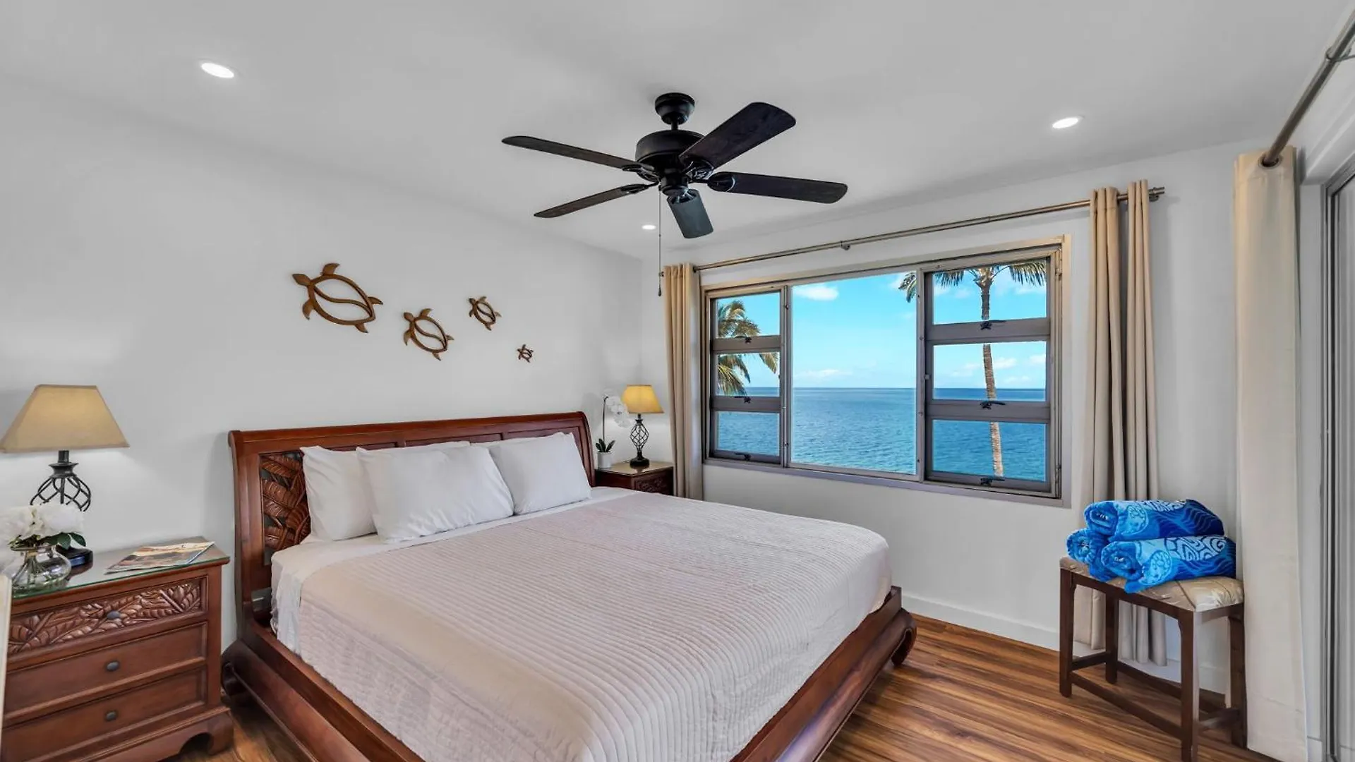 Watch Whales And Sunsets From Your Bed - Double Master Sunset Suite Kihei
