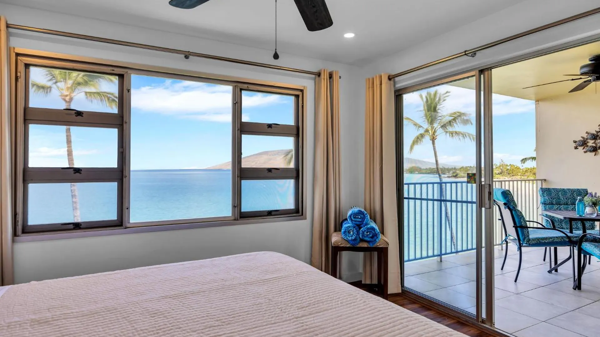 Prázdninový dům Watch Whales And Sunsets From Your Bed - Double Master Sunset Suite Kihei USA